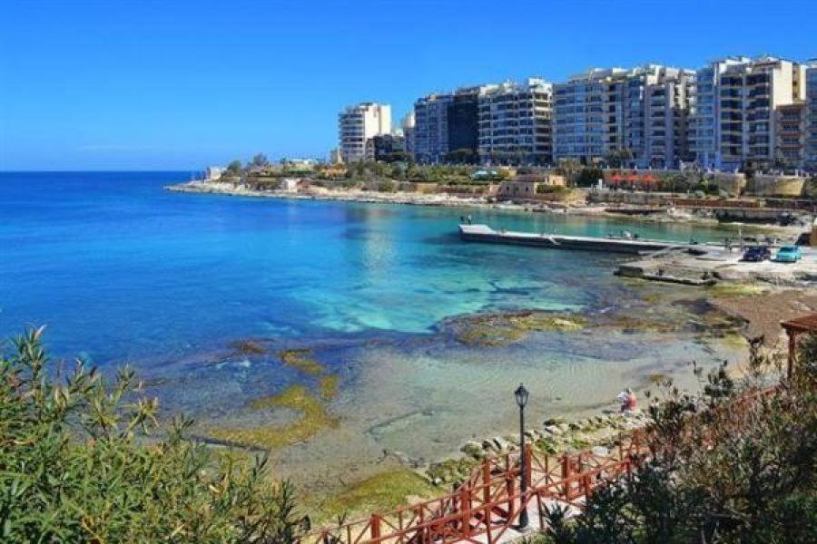 Perfect Location Idyllic 2Br Apartment Сліма Екстер'єр фото
